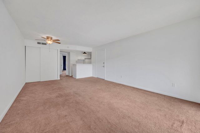 6787 Quail Hollow Ct Apt 4, Memphis, TN 38120