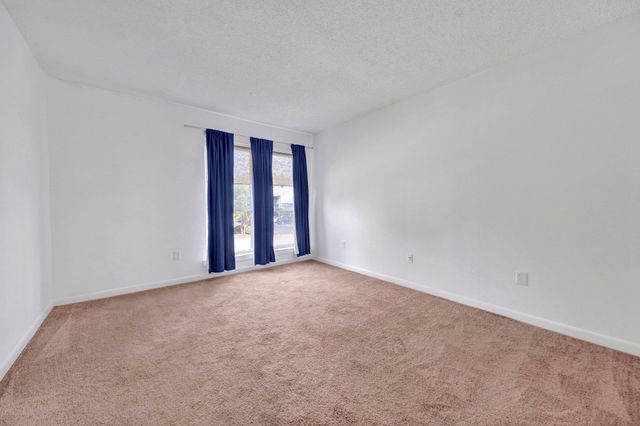 6787 Quail Hollow Ct Apt 4, Memphis, TN 38120