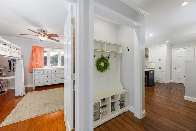21 Autumn Road, Medway, MA 02053
