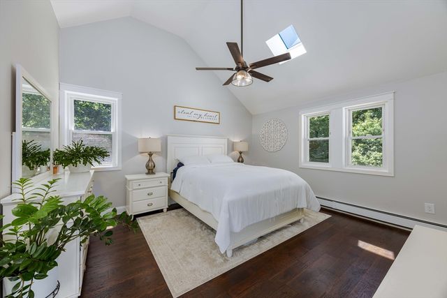 21 Autumn Road, Medway, MA 02053