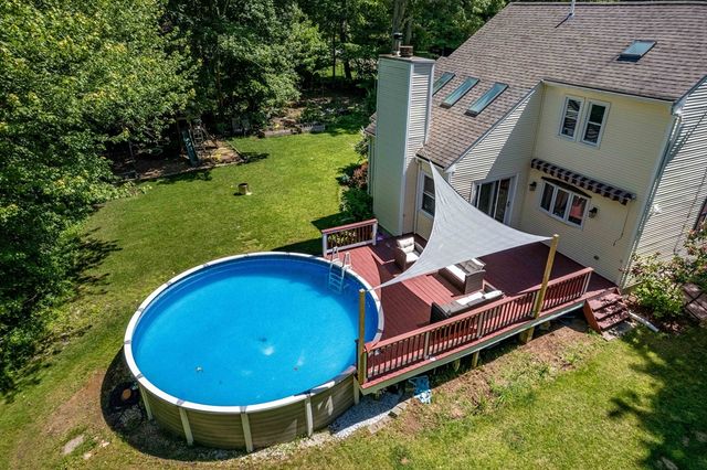21 Autumn Road, Medway, MA 02053