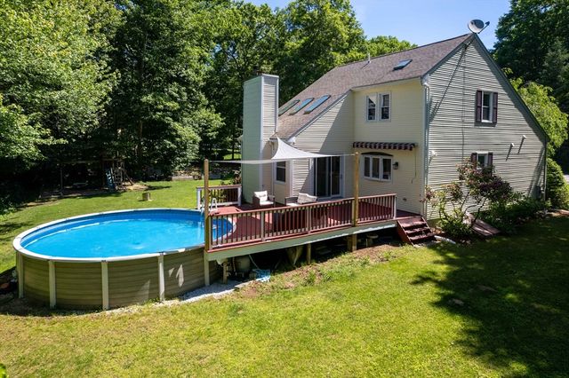 21 Autumn Road, Medway, MA 02053