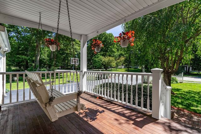 21 Autumn Road, Medway, MA 02053