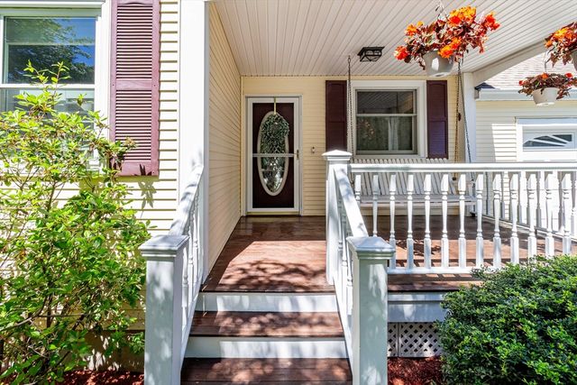 21 Autumn Road, Medway, MA 02053
