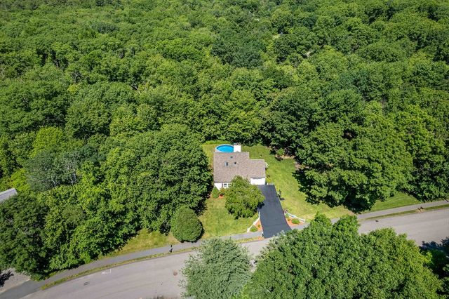 21 Autumn Road, Medway, MA 02053