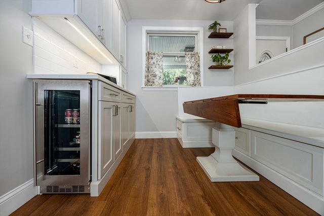 21 Autumn Road, Medway, MA 02053