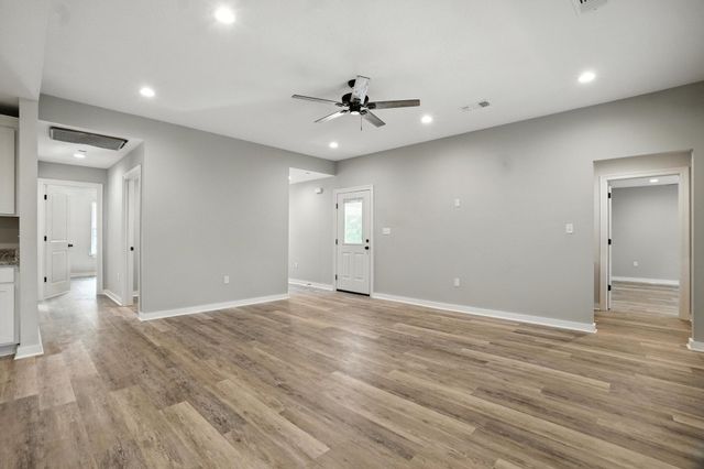 207 Beaver Lake Rd., Purvis, MS 39475