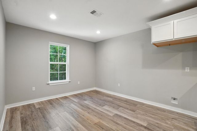 207 Beaver Lake Rd., Purvis, MS 39475