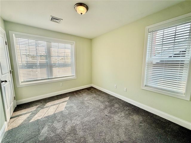 52 Bedlow Avenue, Newport, RI 02840