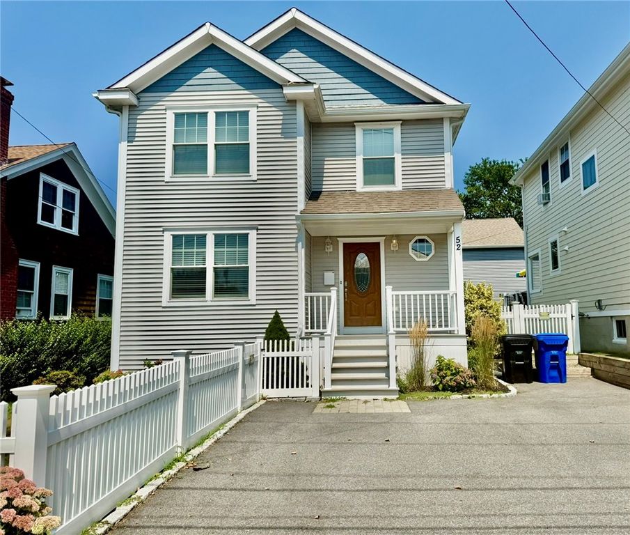 52 Bedlow Avenue, Newport, RI 02840