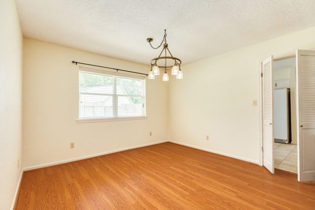 1023 Oleander Street, Lake Jackson, TX 77566