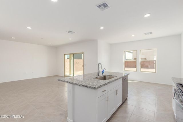10030 N Guayacan Trail, Marana, AZ 85653