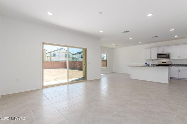 10030 N Guayacan Trail, Marana, AZ 85653
