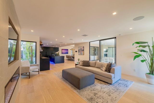 7278 E Echo Lane, Scottsdale, AZ 85258