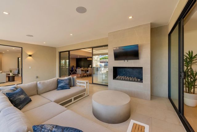 7278 E Echo Lane, Scottsdale, AZ 85258