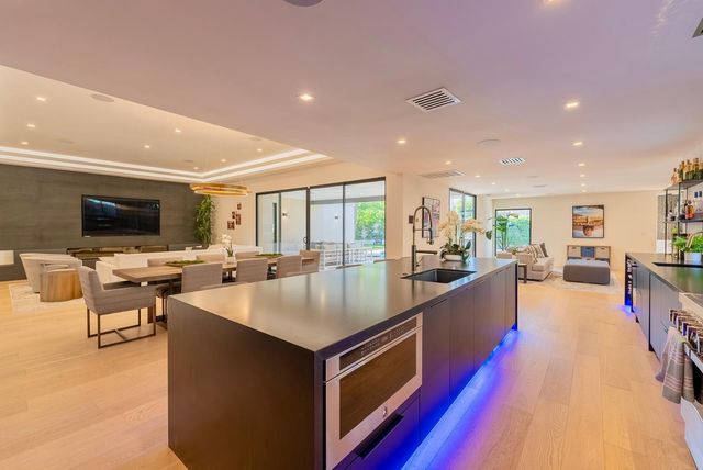 7278 E Echo Lane, Scottsdale, AZ 85258