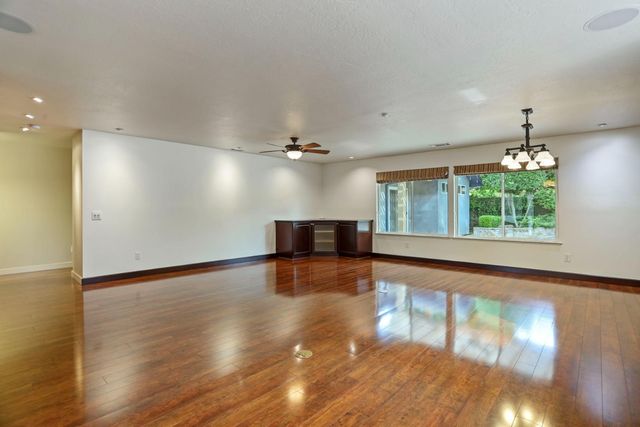 3790 Hatchers Cir, Stockton, CA 95219