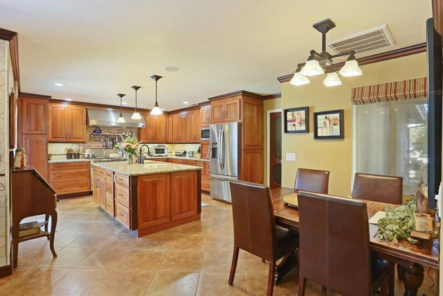 3790 Hatchers Cir, Stockton, CA 95219