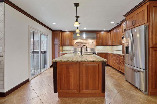 3790 Hatchers Cir, Stockton, CA 95219