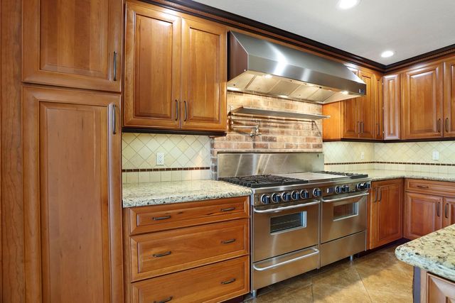 3790 Hatchers Cir, Stockton, CA 95219