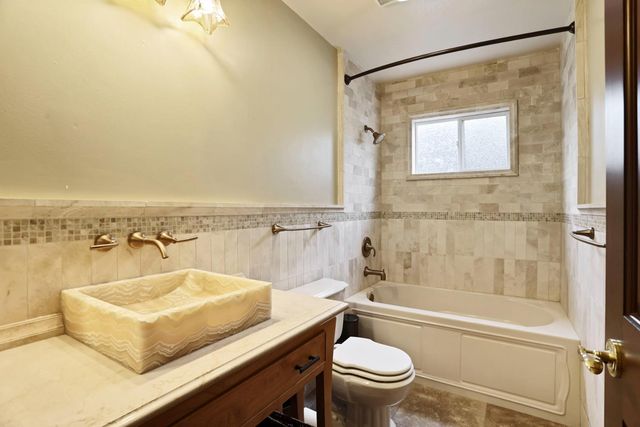 3790 Hatchers Cir, Stockton, CA 95219