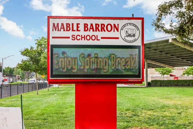 3790 Hatchers Cir, Stockton, CA 95219