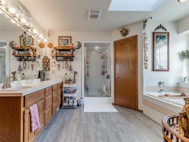 500 NW 143rd Street, Edmond, OK 73013