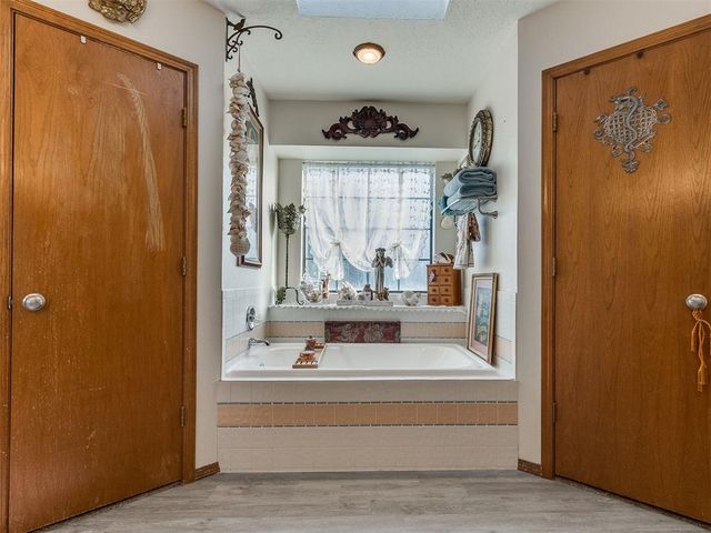 500 NW 143rd Street, Edmond, OK 73013