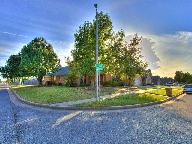 500 NW 143rd Street, Edmond, OK 73013