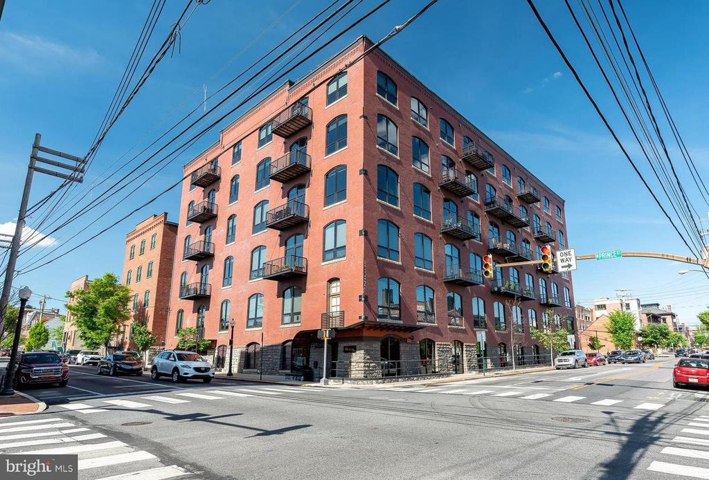 41 W LEMON ST #304, Lancaster, PA 17603