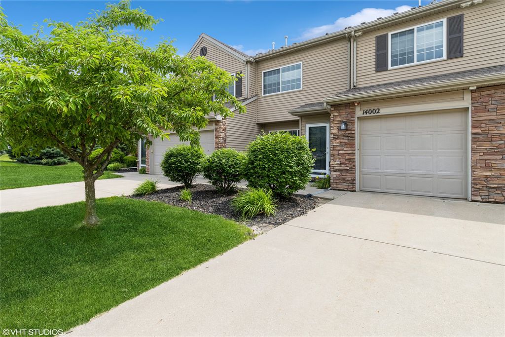 8610 EP True Parkway 14002, West Des Moines, IA 50266