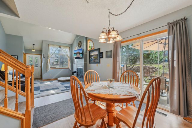 8857 Branson Drive 30, Inver Grove Heights, MN 55076