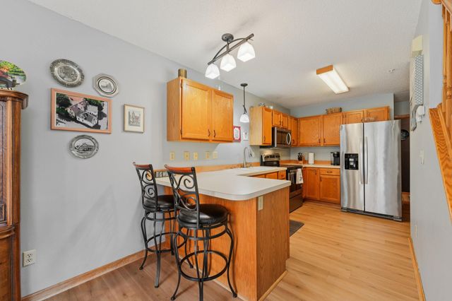 8857 Branson Drive 30, Inver Grove Heights, MN 55076