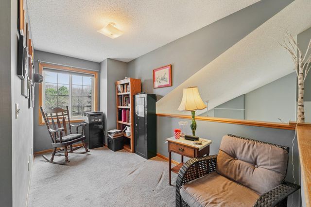 8857 Branson Drive 30, Inver Grove Heights, MN 55076