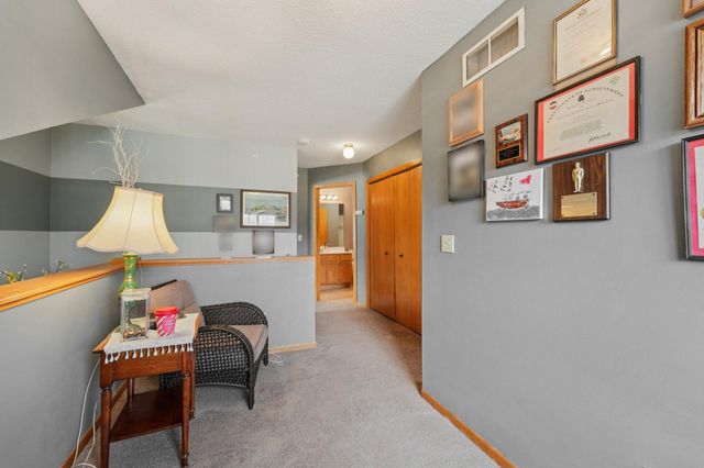 8857 Branson Drive 30, Inver Grove Heights, MN 55076