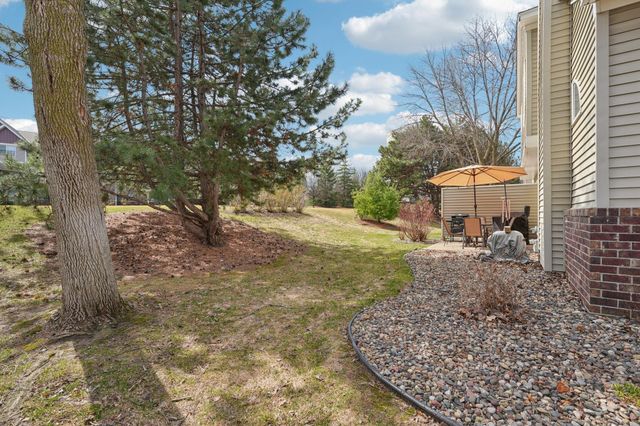 8857 Branson Drive 30, Inver Grove Heights, MN 55076