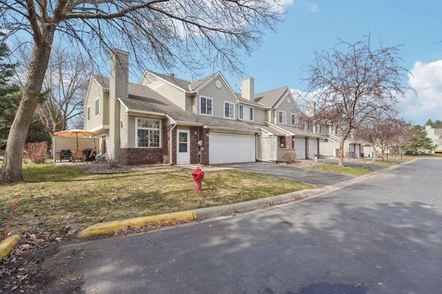 8857 Branson Drive 30, Inver Grove Heights, MN 55076