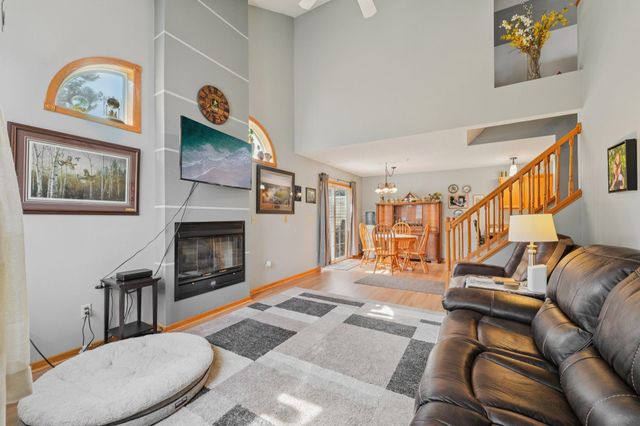 8857 Branson Drive 30, Inver Grove Heights, MN 55076