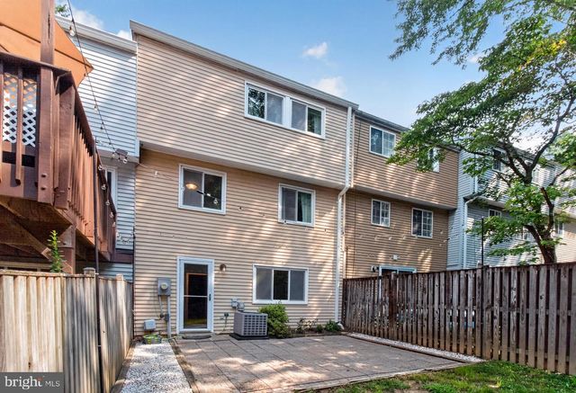 10110 WATKINS MILL PL, Gaithersburg, MD 20886