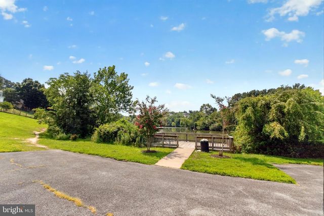 10110 WATKINS MILL PL, Gaithersburg, MD 20886