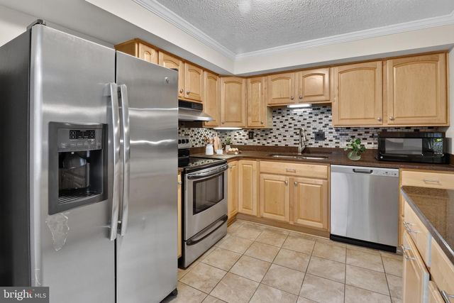 10110 WATKINS MILL PL, Gaithersburg, MD 20886
