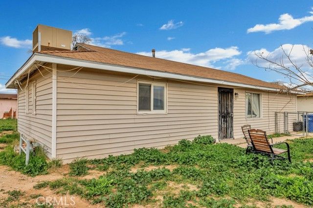 241 N Helena Street, Ridgecrest, CA 93555