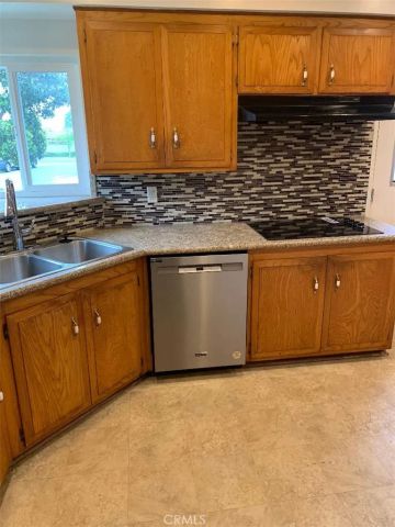 2537 W 225th Place A, Torrance, CA 90505