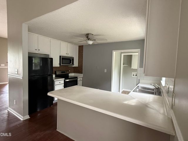 101 Thompson Drive, Selma, NC 27576