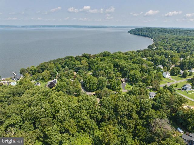 5276 TURKEY POINT RD, North East, MD 21901