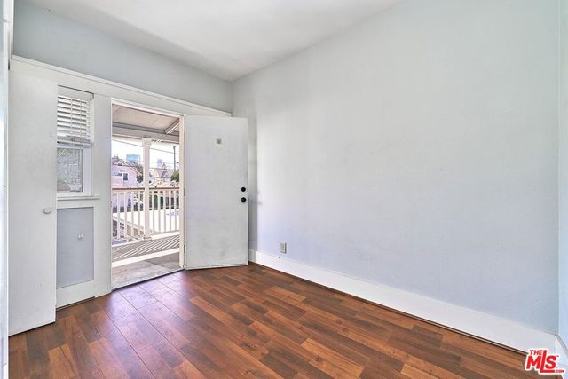 1118 Elden Avenue, Los Angeles, CA 90006