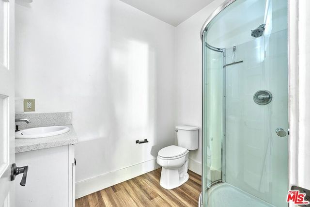 1118 Elden Avenue, Los Angeles, CA 90006