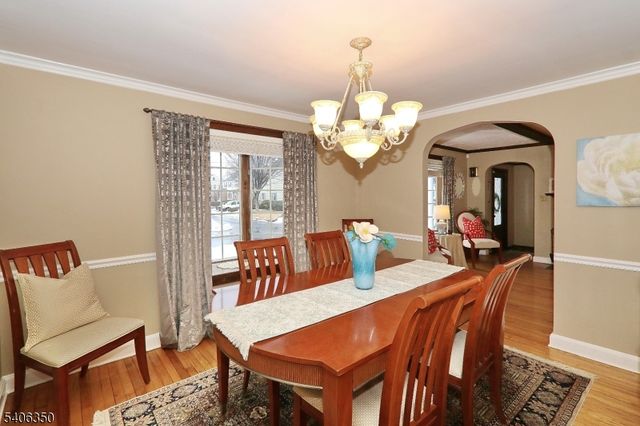 19 Munsee Dr, Cranford Twp., NJ 07016