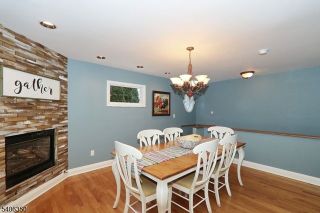 19 Munsee Dr, Cranford Twp., NJ 07016