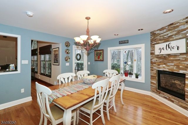 19 Munsee Dr, Cranford Twp., NJ 07016